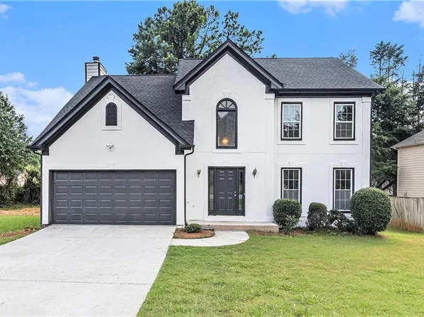 2252 Ashley Falls Ln, Suwanee, GA 30024