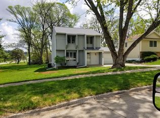 3709 Hillsdale Dr, Urbandale, IA 50322