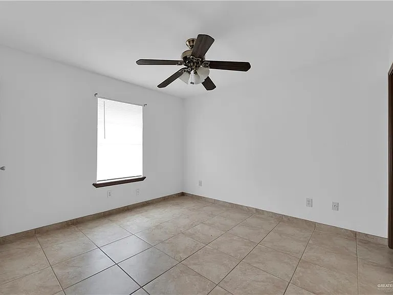 2716 N 31st St #3 — Photo 9