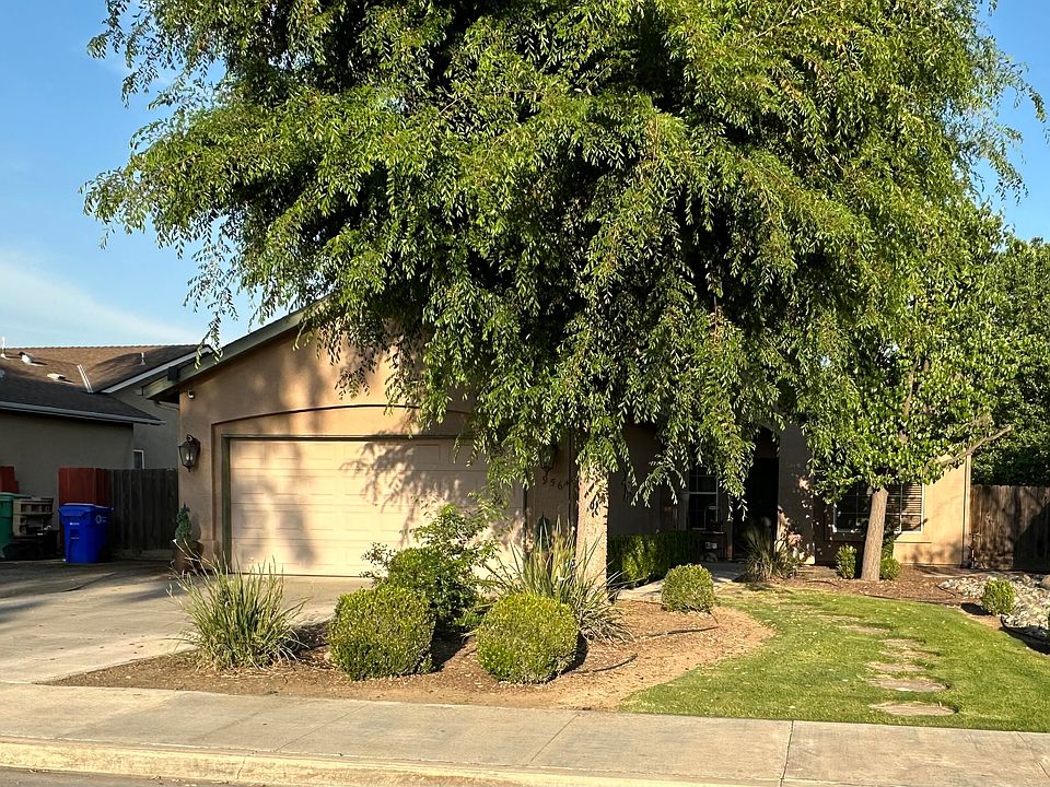 1st image of 956 N Villa