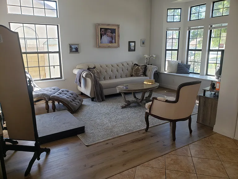 4333 E Avenue Q14 — Photo 3