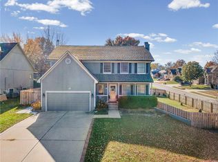 2213 SE 3rd St, Lees Summit, MO 64063