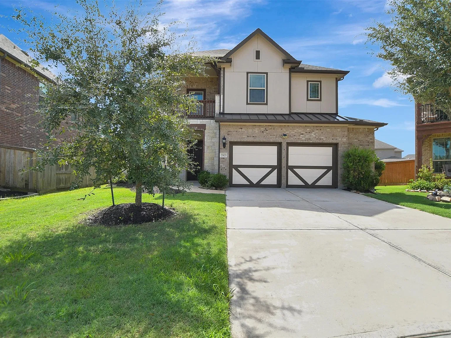 4 bed, 2.5 bath, 2709 sqft, $2,750 — Photo 1
