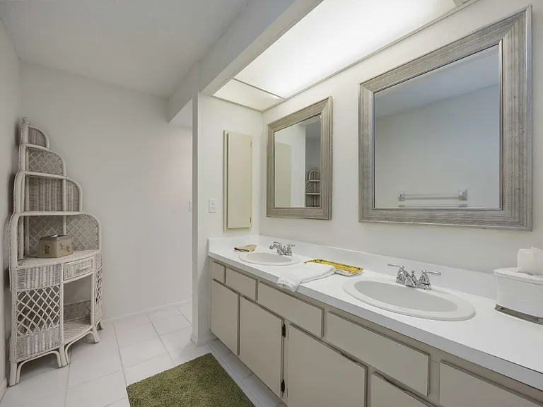 5050 Marianne Key Rd #1B — Photo 17