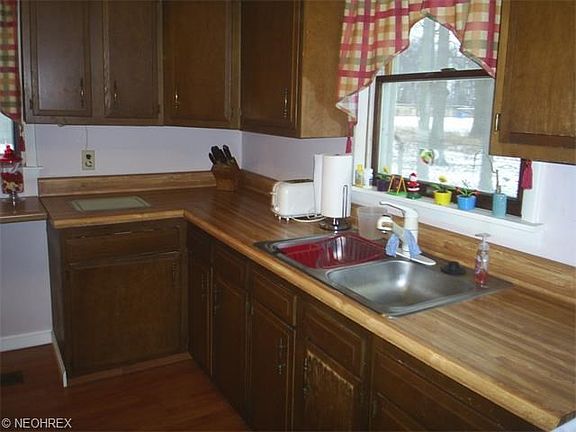 2nd image of 33358 Louis Dr