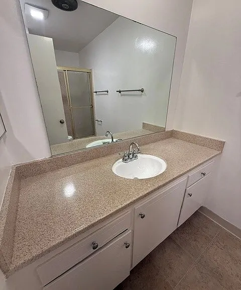 10856 Rose Ave #104 — Photo 10