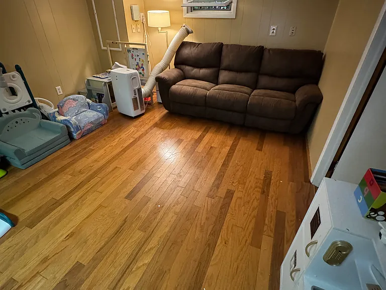 725 Westfield Ave — Photo 18