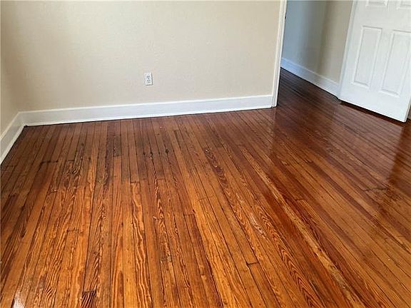 5th image of 732 Saint Maurice Ave #732