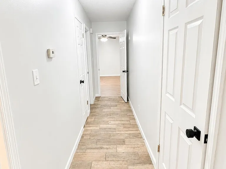 6935 Meadowbrook Ln — Photo 16