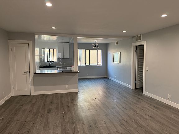 2nd image of 11661 Montana Ave #7