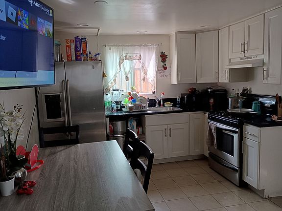2nd image of 2071 E 105th St