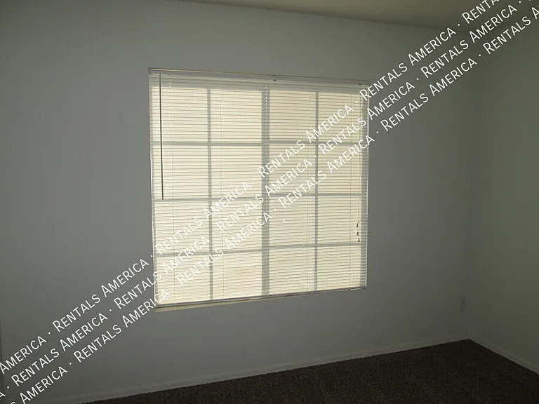 144 S Mulberry St — Photo 21