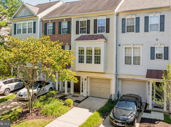 8213 Lyndhurst St, Laurel, MD 20724