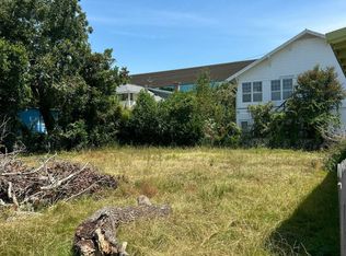 132 Thomas St, Biloxi, MS 39530