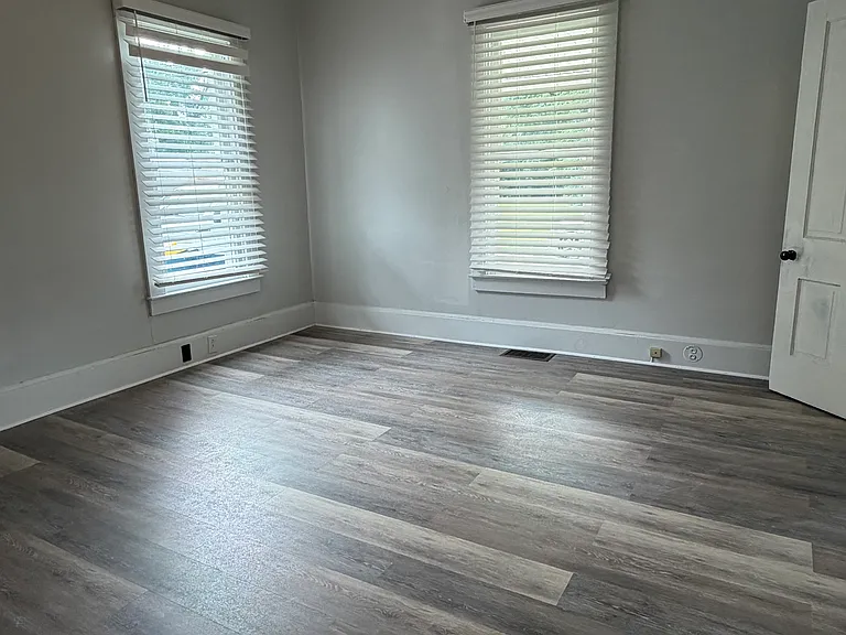 258 Saint Andrews Ave — Photo 14