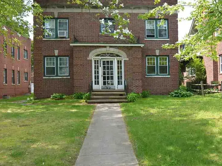144 Manning Blvd — Photo 1