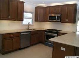 3 Saint Nicholas Ct, Toms River, NJ 08757