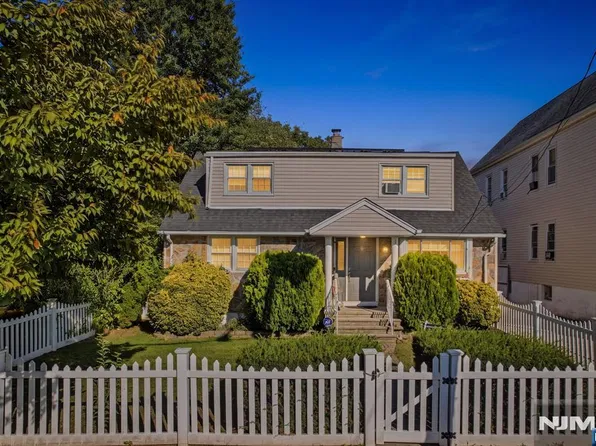 11 Raritan Avenue, Paterson, NJ 07503