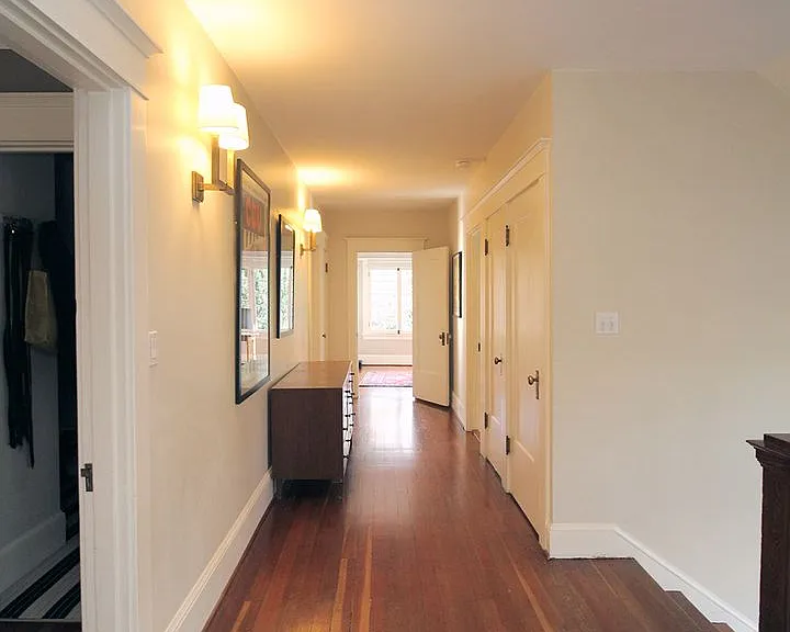 2343 NE 21st Ave — Photo 18