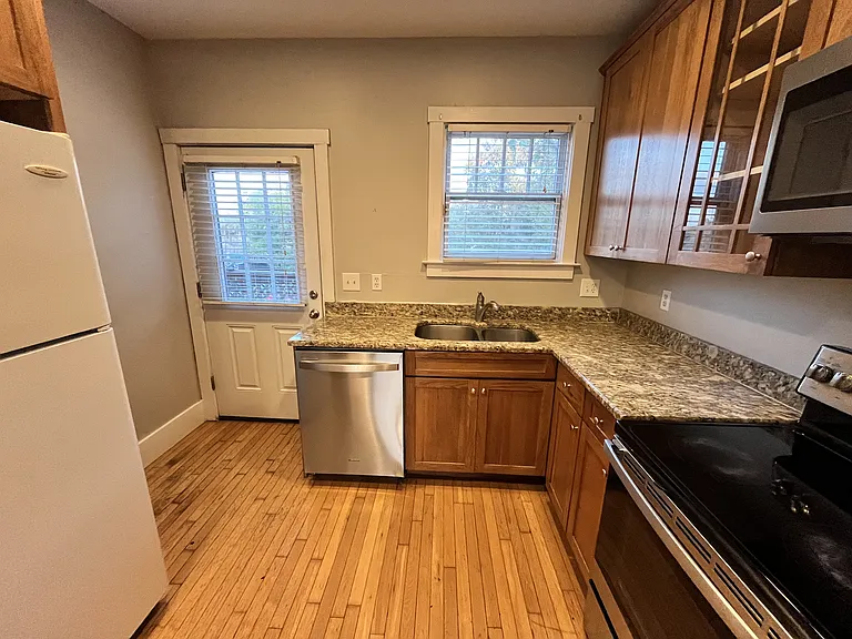 1721 Perry St #1 — Photo 44