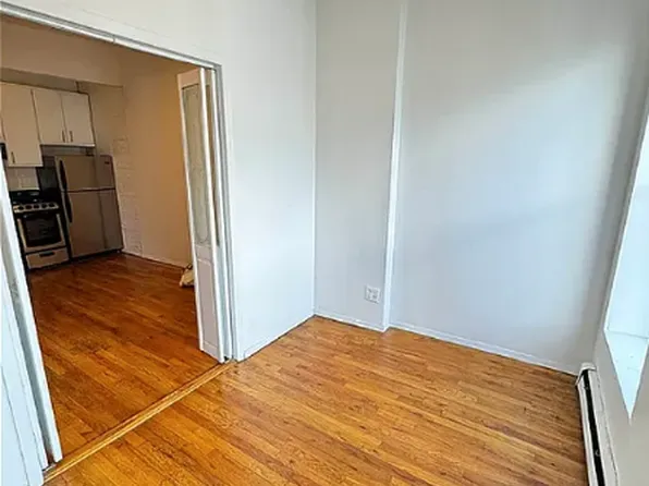 451 West 46th Street image 6 of 11