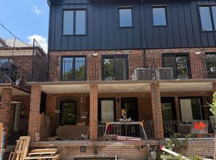 150 Brunswick Ave #2, Toronto, ON M5S 2M2