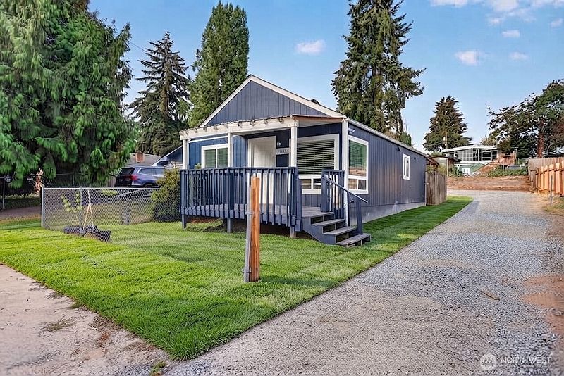 2nd image of 12809 4th Avenue S