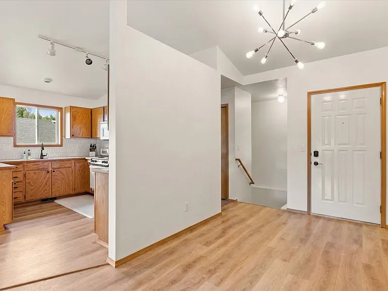 8703 N Farmdale St #8703 — Photo 14