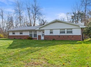 93 Stonesipher Rd, Oakdale, PA 15071