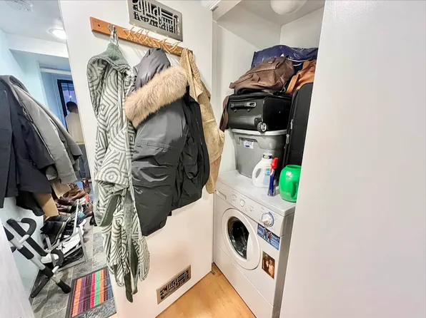 42-07 25th Avenue image 5 of 10