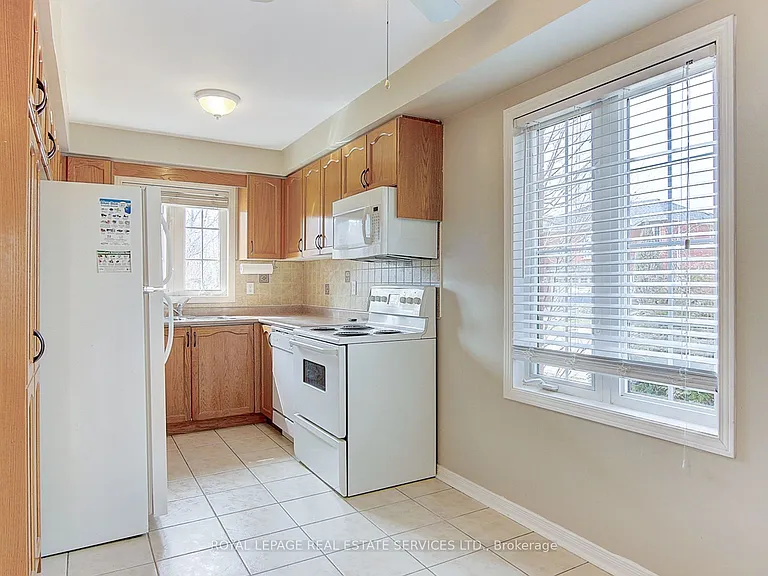 1498 Pinecliff Rd — Photo 10