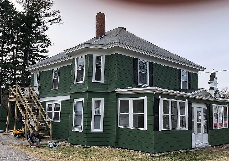 2nd image of 23 Main St