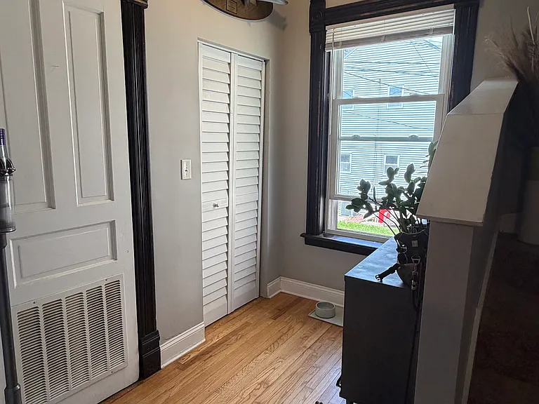 2844 N Whipple St #R2 — Photo 26
