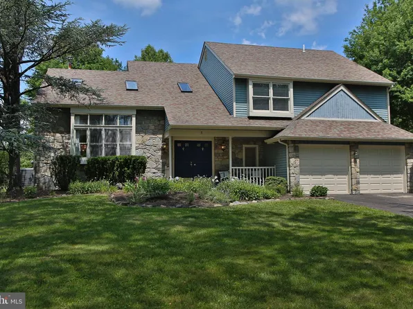 5 Zinnia Dr, Newtown, PA 18940