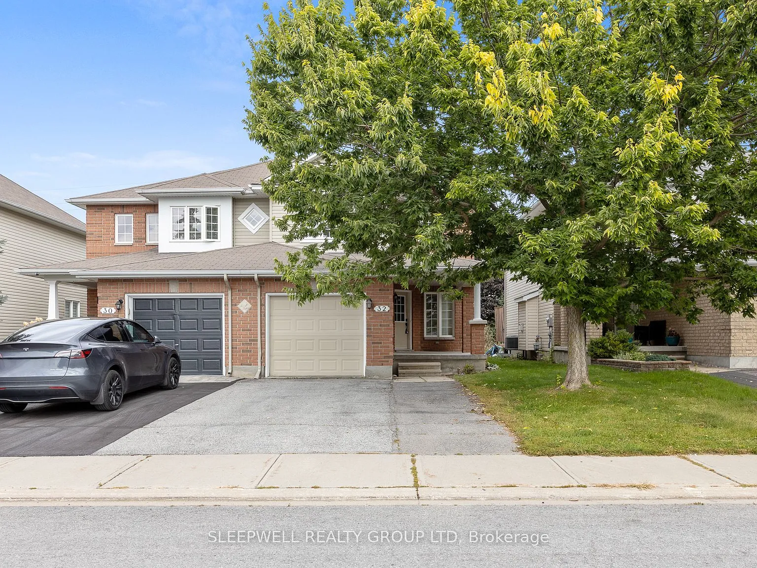 3 bed, $2,300 — Photo 1