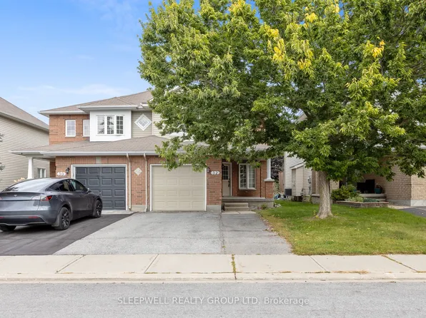32 Moe Robillard St, Arnprior, ON K7S 0C2