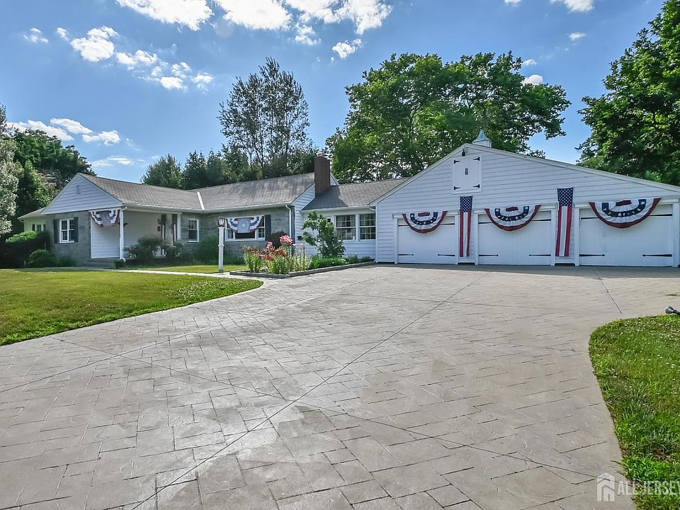 1st image of 5 Pardun Ave