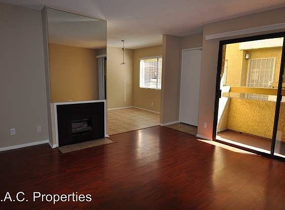2nd image of 12142 Oxnard St APT 108