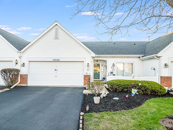 2nd image of 21008 W Snowberry Ln