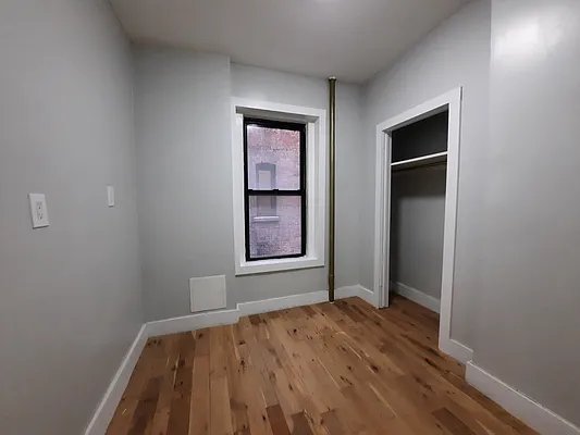 Rented by BRICK & GALO REALTY CORP | media 20