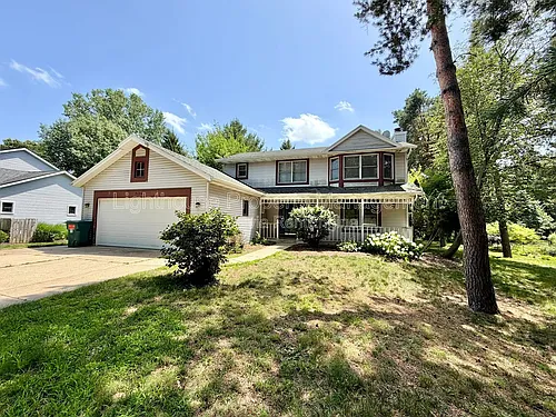 3696 Senna Dr NE Photo 1