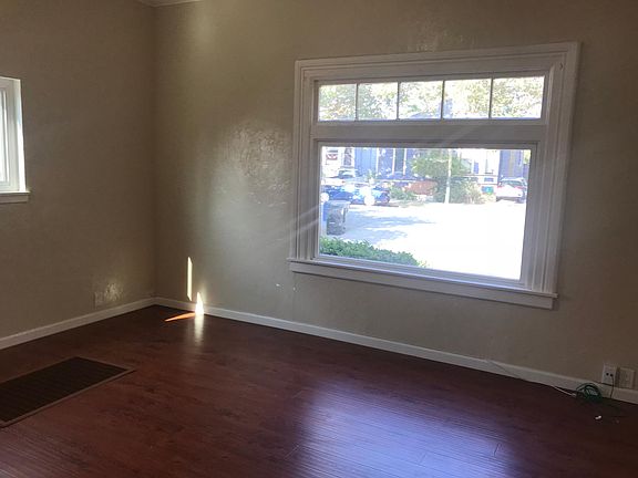 3rd image of 257 N 15th St #2
