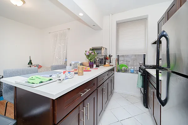 Rented by Living New York | media 13