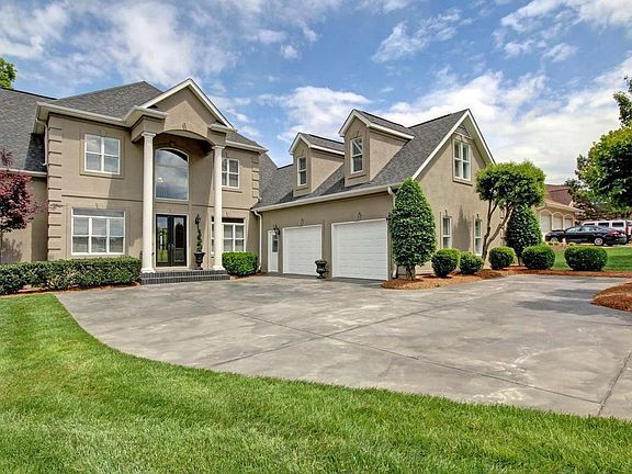 2nd image of 1046 Shoreline Dr