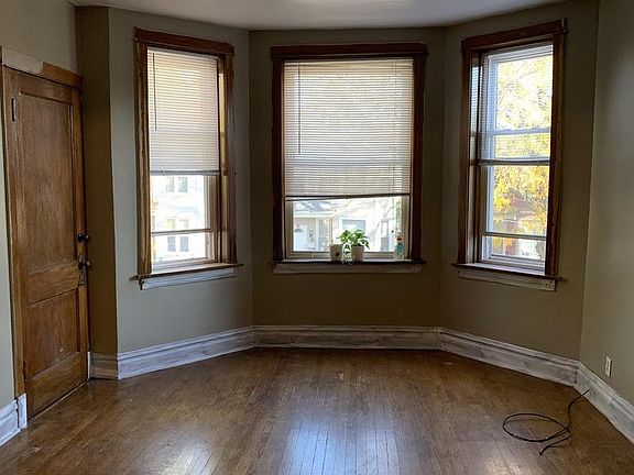 2nd image of 3224 N Lawndale Ave #2