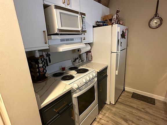 4th image of 90 Quincy Shore Dr #113