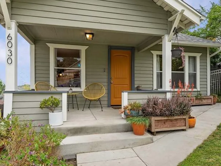 6030 Crestwood Way #6030 — Photo 1
