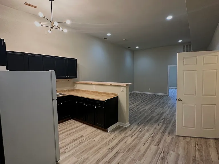 1410 Madison Ave #2 — Photo 1