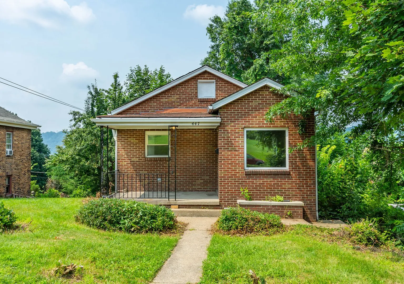 Score 50% Off 1st Month's Rent If Signed By August 28! Stunning 3 Bed, 2 Bath Home In Ambridge Av... — Photo 3