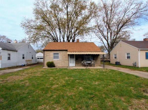 2136 Ulen Ln, Lafayette, IN 47904